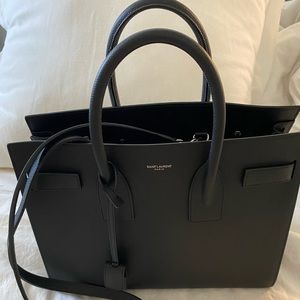 Saint Laurent - CLASSIC SAC DE JOUR SMALL BAG